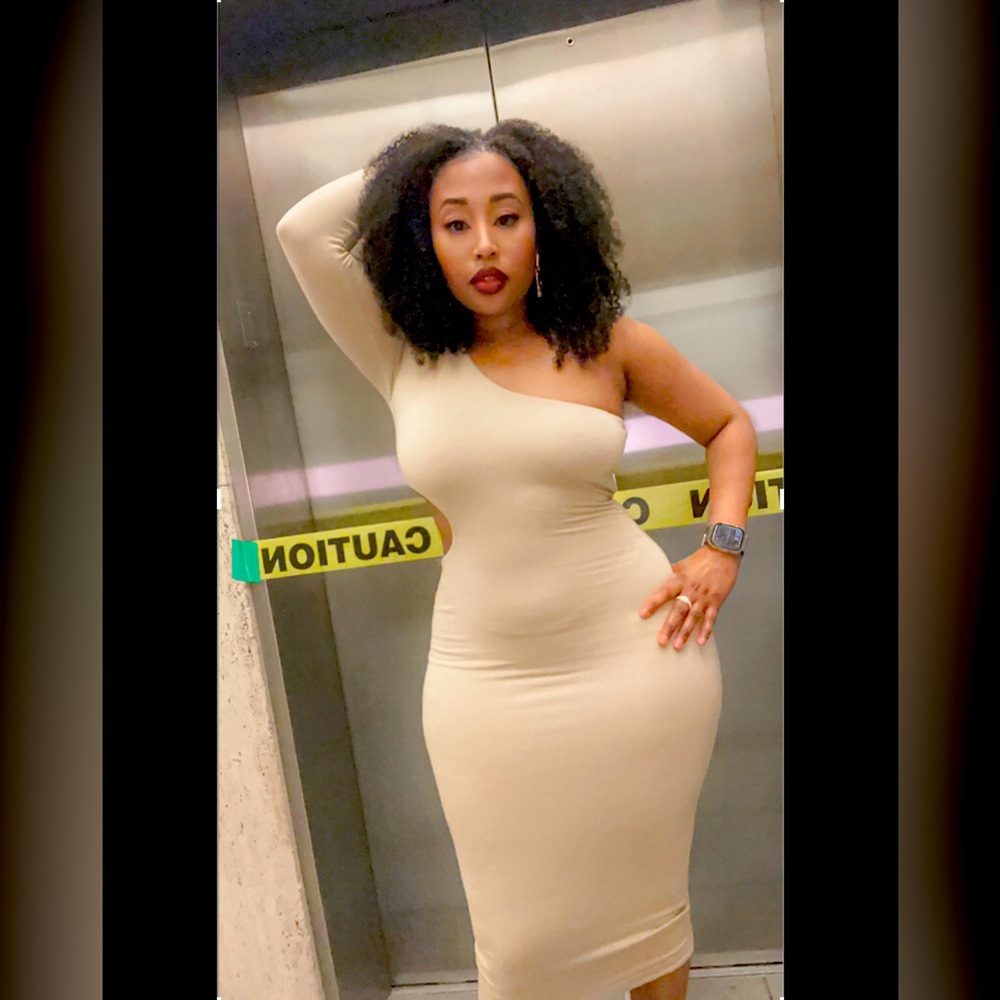 Tan Medium JLUXLABEL bodycon dress